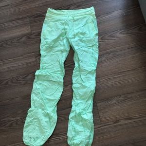 Dance Studio Pant, unlined, Lululemon size 6